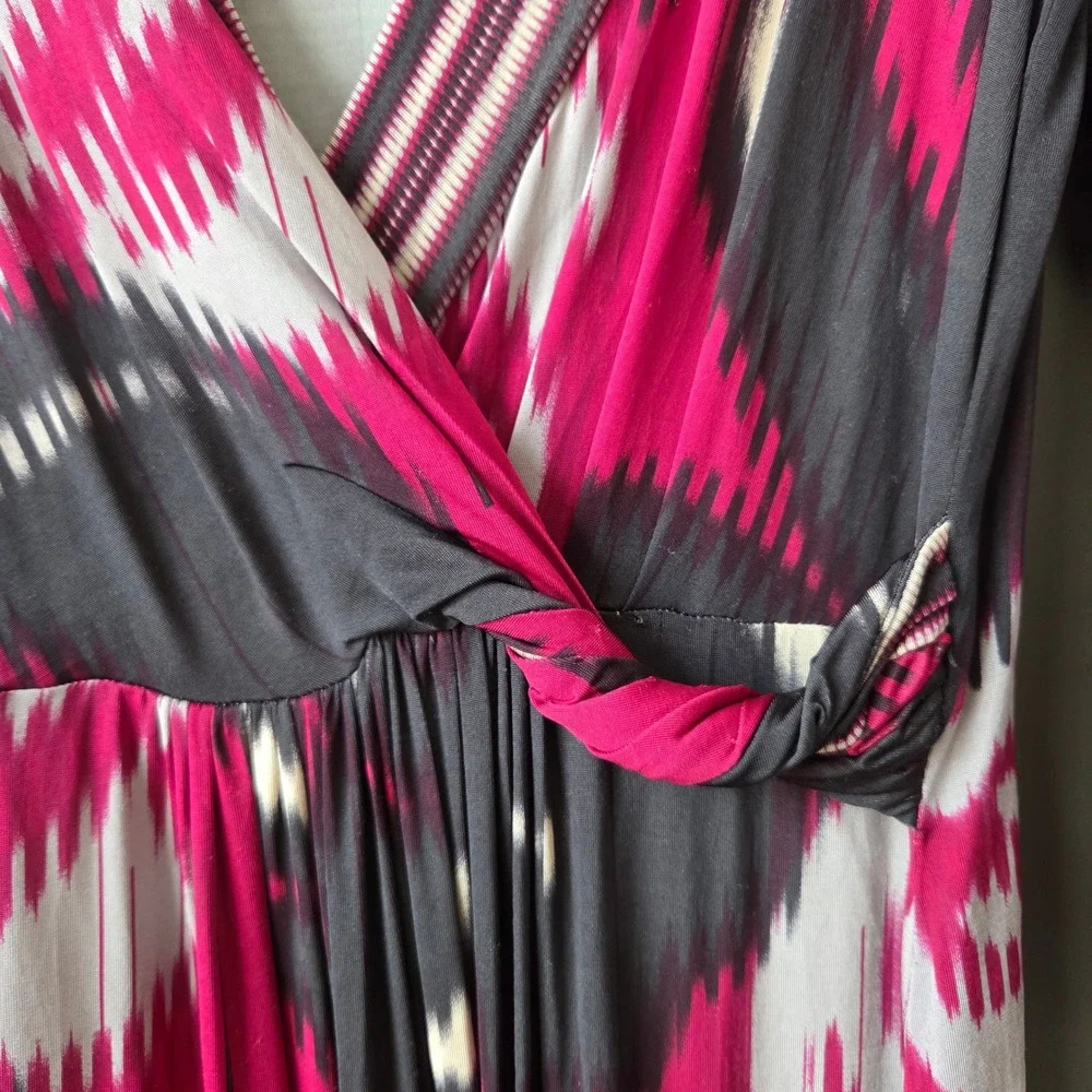 BCBGMAXAZRIA Women's Size S Pink Gray Ikat Print Draped Twist Front Midi‎ Dress